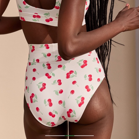 Aerie Cherry Print Bikini Set Size M/34DDD NWT - Picture 3 of 8